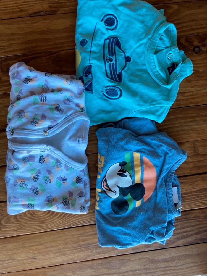Lot 4 pyjamas légers 6 mois