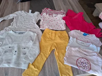 Lot vêtements  24 mois