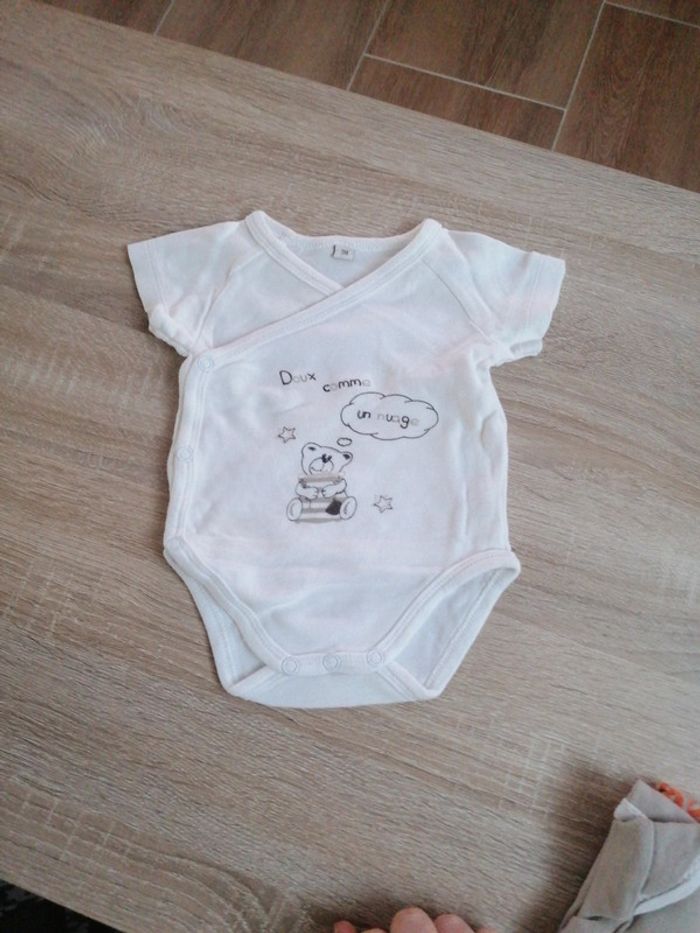 Lot de  bodies mixte - photo numéro 3