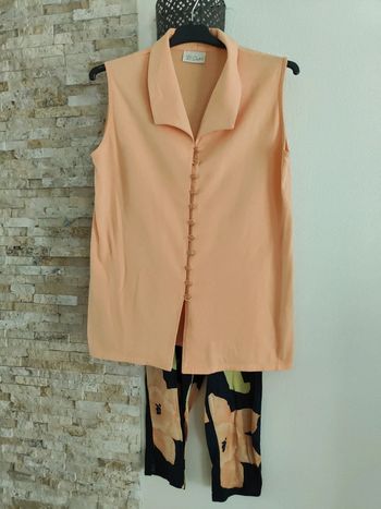 Très joli ensemble D. Dalis taille 2 - boutons citrons