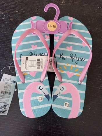 Tong flamant rose taille 37 38
