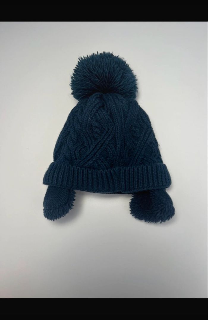 🧶 Bonnet tricot bleu marine avec pompon - photo numéro 2