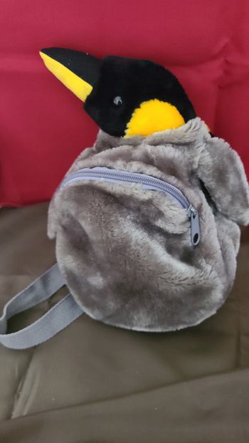 Adorable sac à dos pour tout-petit, pingouin en peluche avec petite pochette Atlas Editions