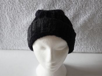 Bonnet noir en matière style nounours tout doux neuf Ann Christine pour Femme