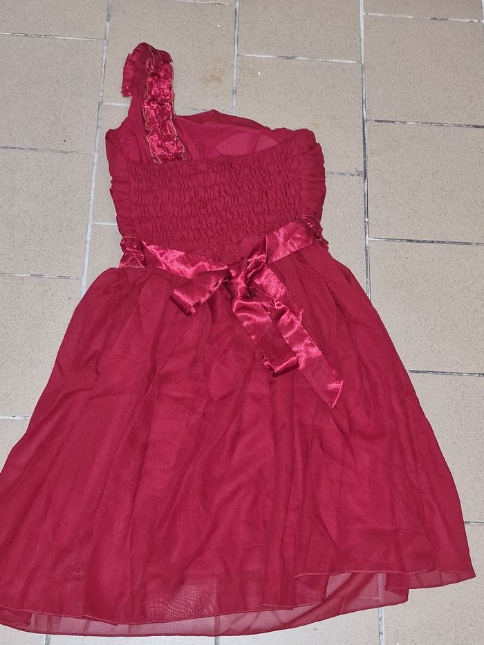 Robe cocktail  , Très élégant modèle à bretelles - photo numéro 2