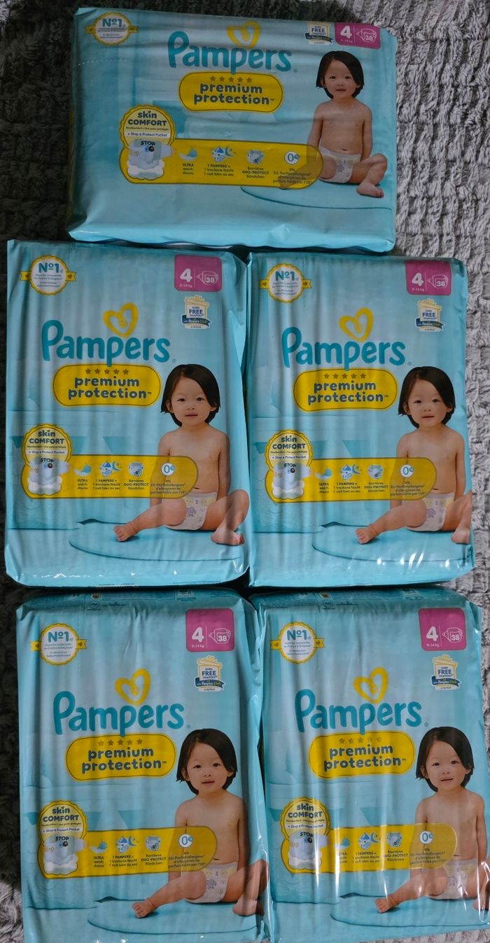 Couches Pampers premium protection taille 4x5