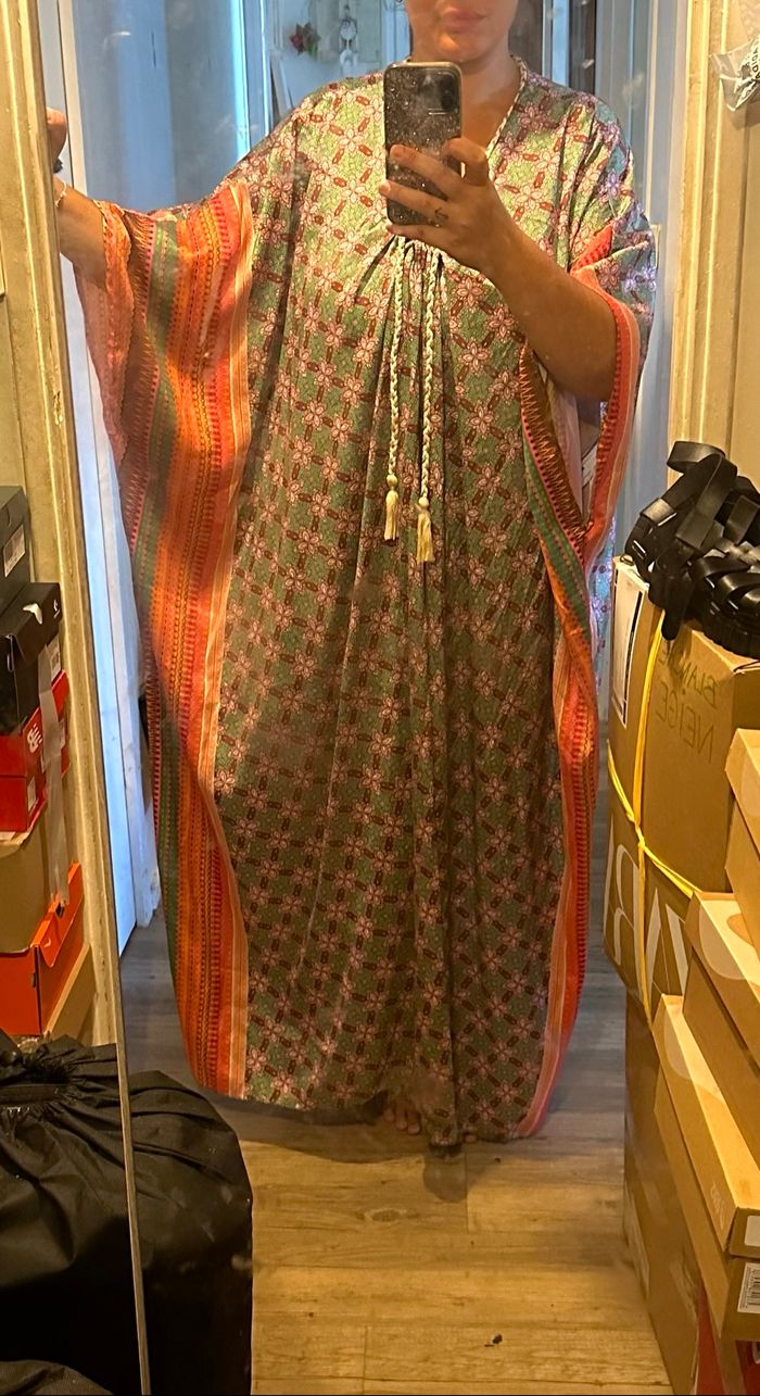 Robe caftan avec pompom taille unique femme
