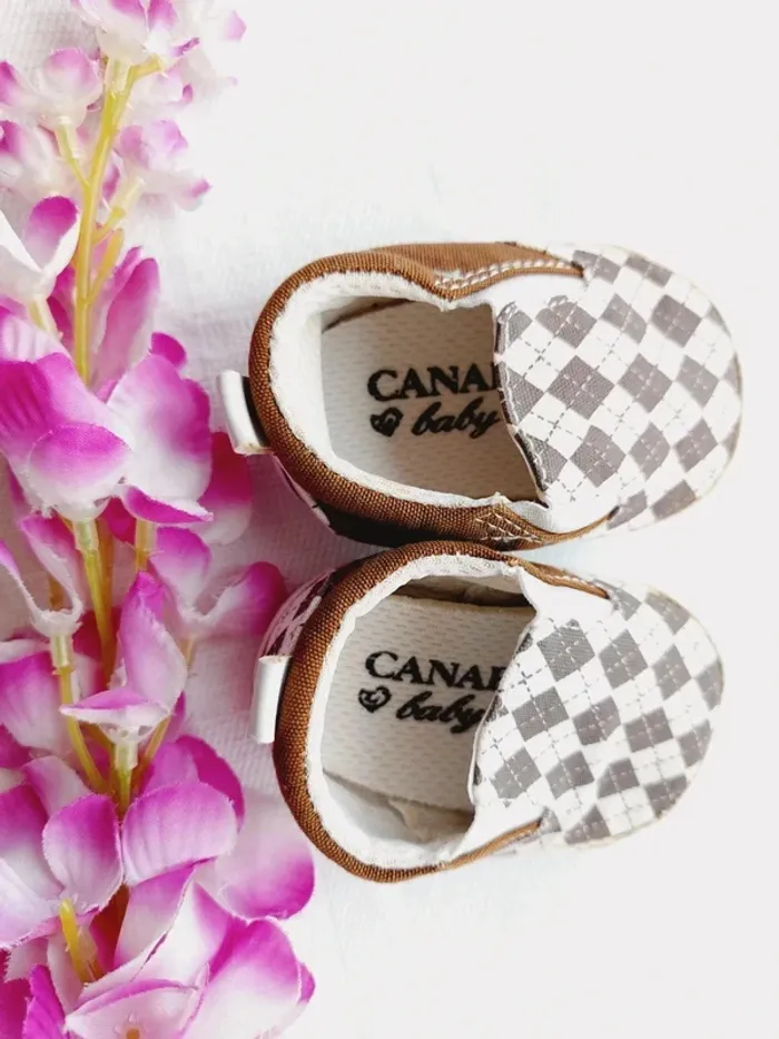 Chaussures neuves 0 / 3 mois Canari baby - photo numéro 2