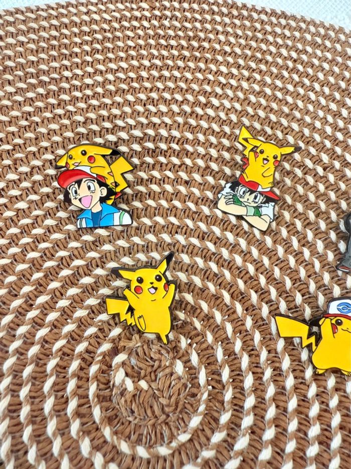 5 Badges pins Pokémon - photo numéro 3
