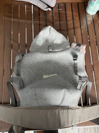 Porte bébé hoodie carrier