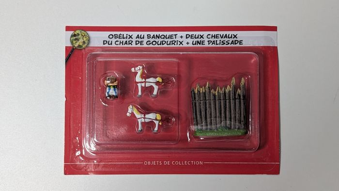 [Hachette] Village d'Astérix collection Obélix au banquet + deux chevaux du char de Goudurix + une p