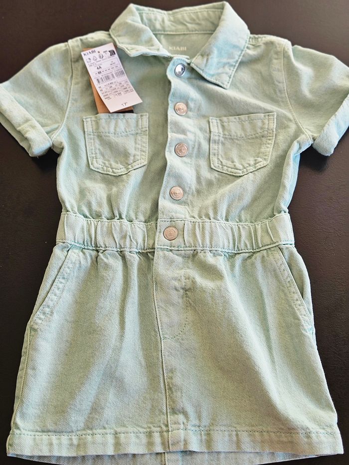 Robe neuve 4 ans