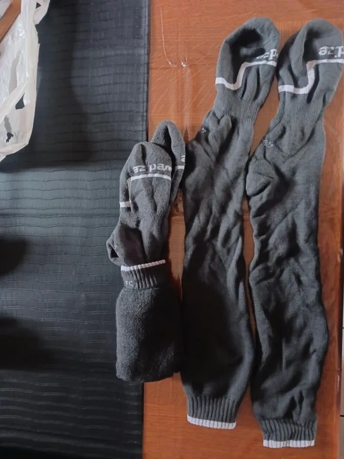 2 paires de chaussettes de ski