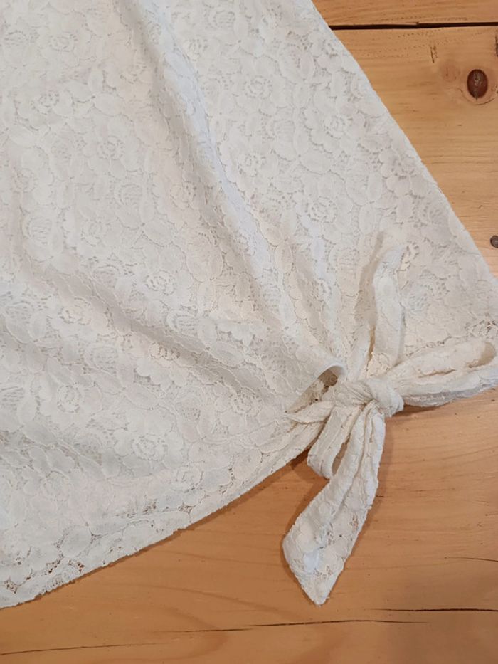 Haut dentelles blanc taille M - photo numéro 2