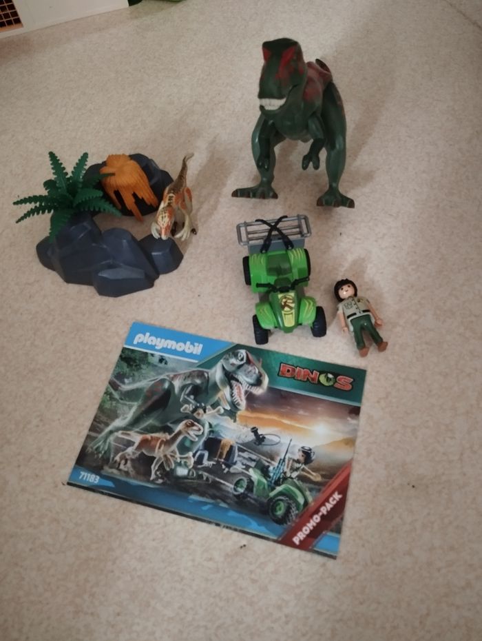 Playmobil dinosaure