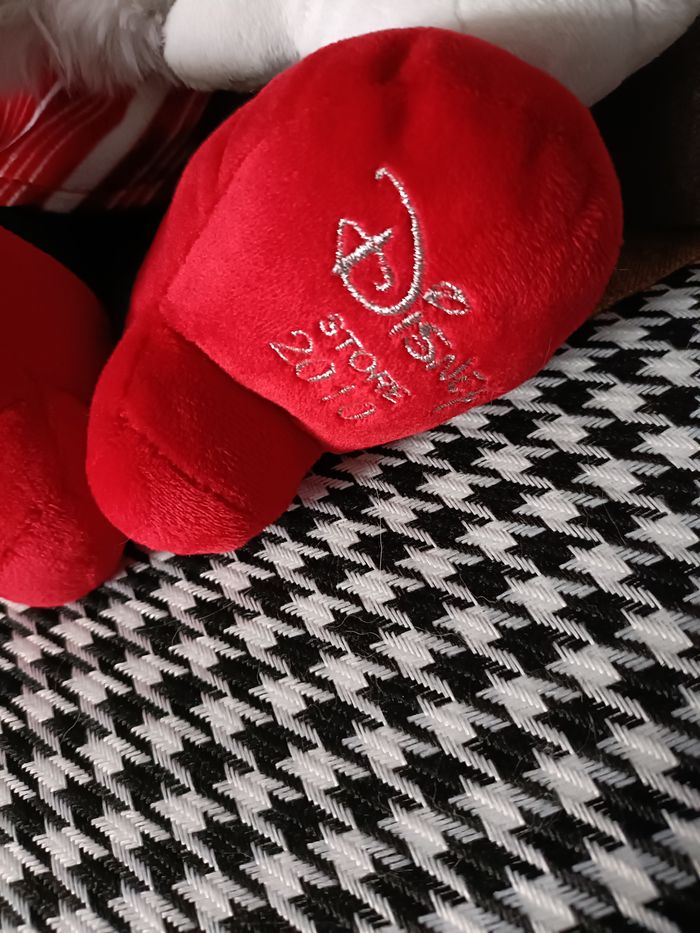 LOT DE 2 PELUCHES MICKET ET MINNIE DE NOEL DISNEY - photo numéro 2