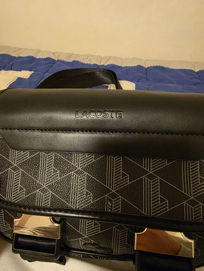 Sac à bandoulière Lacoste - photo numéro 2