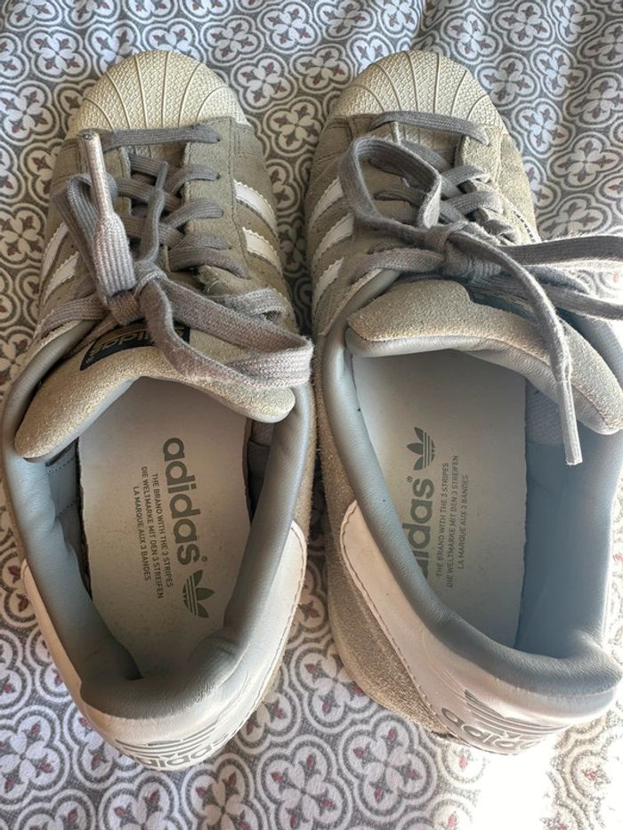 Superstar grise - photo numéro 8