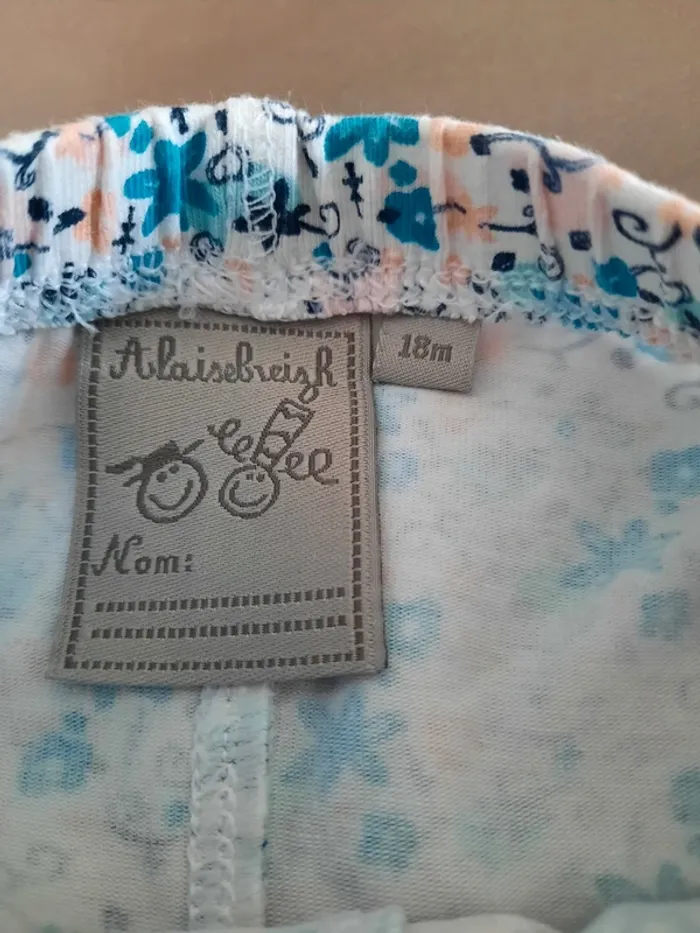 Ensemble Legging À l'aise breizh et T-shirt Kiabi 18 mois - photo numéro 5