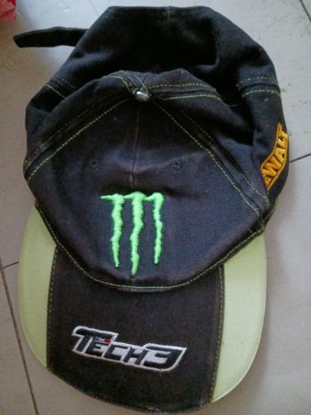 Casquette monster