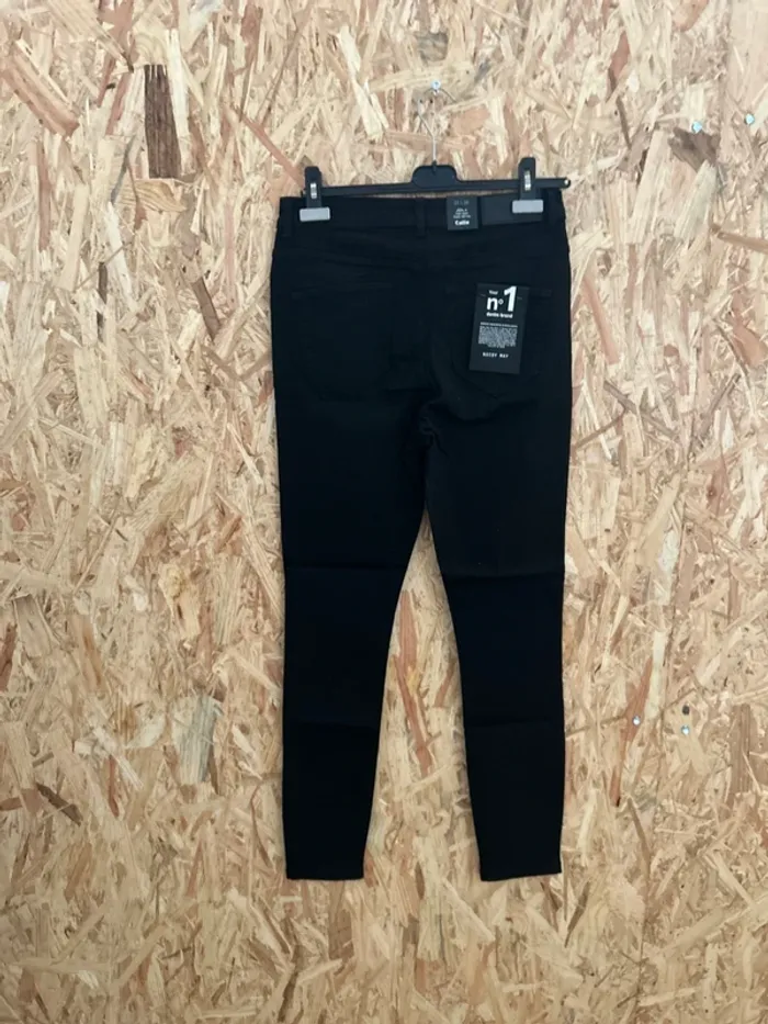 Jeans skinny noir - photo numéro 6