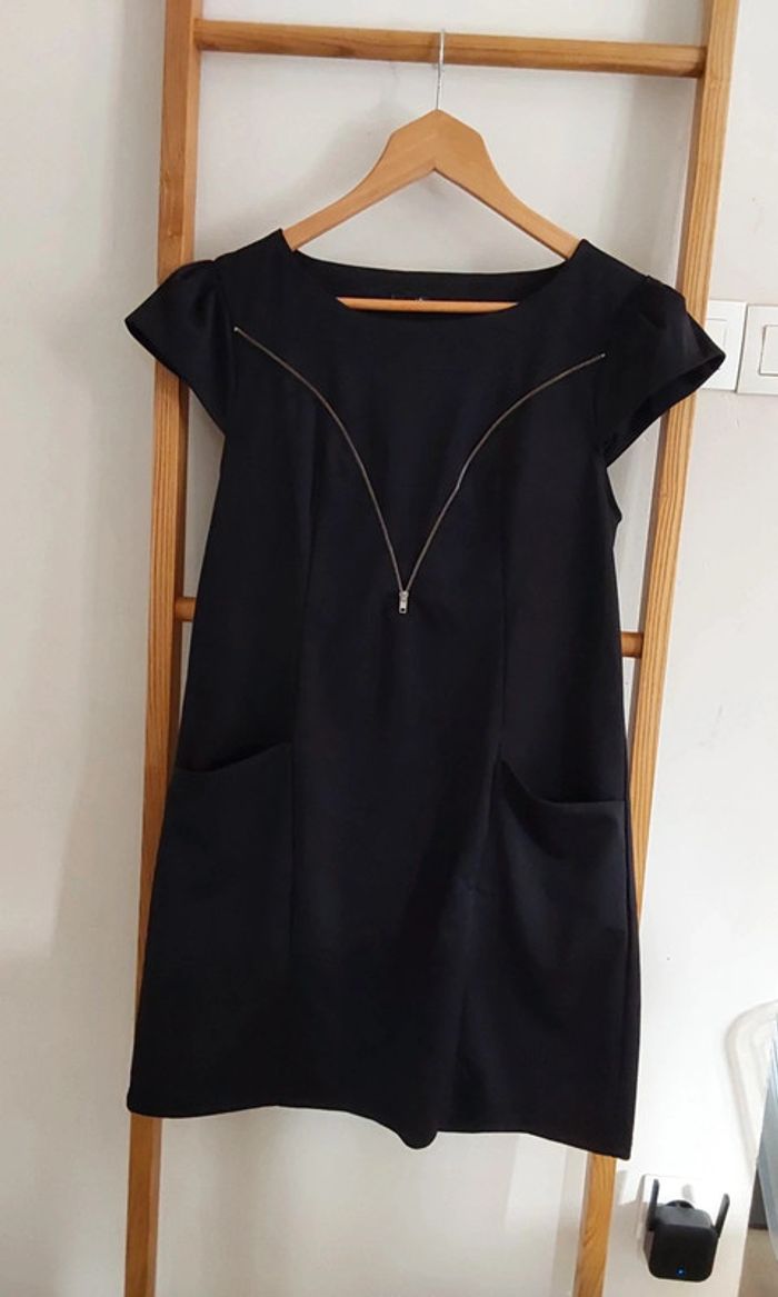 Petite robe noire Chic T 36 - photo numéro 7