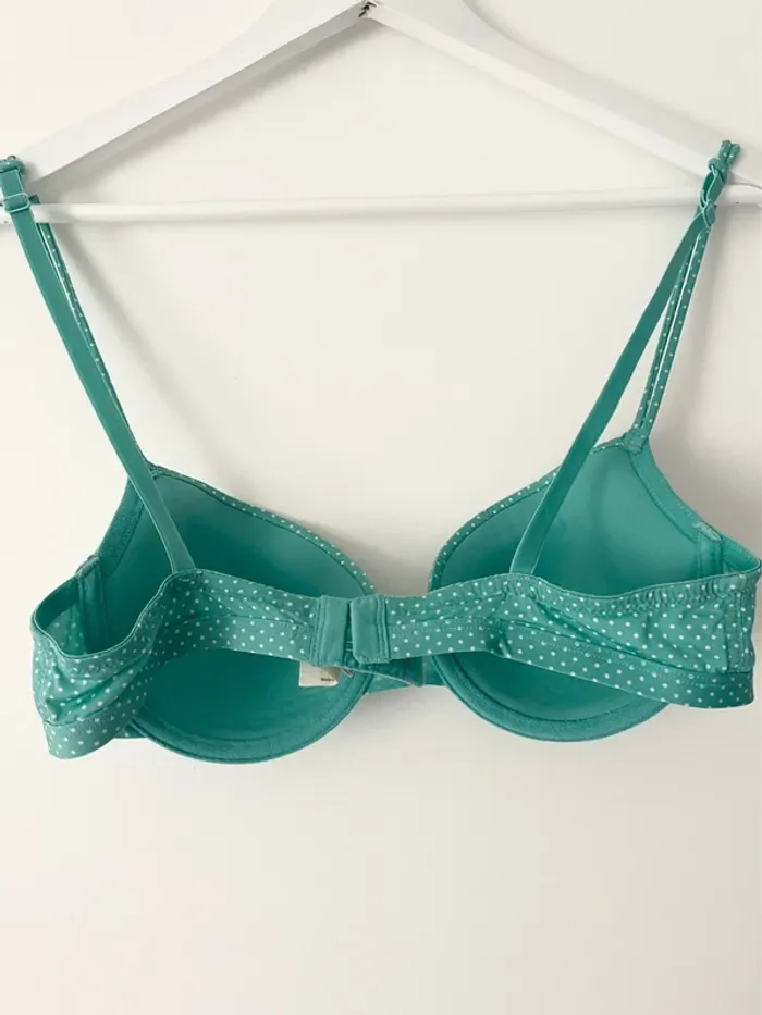 Soutien-gorge Miss Helen de chez Monoprix taille 90B turquoise à pois blancs - photo numéro 6