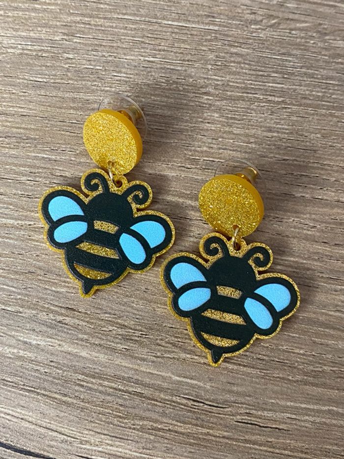 Paire de boucles d'oreilles abeilles - photo numéro 2