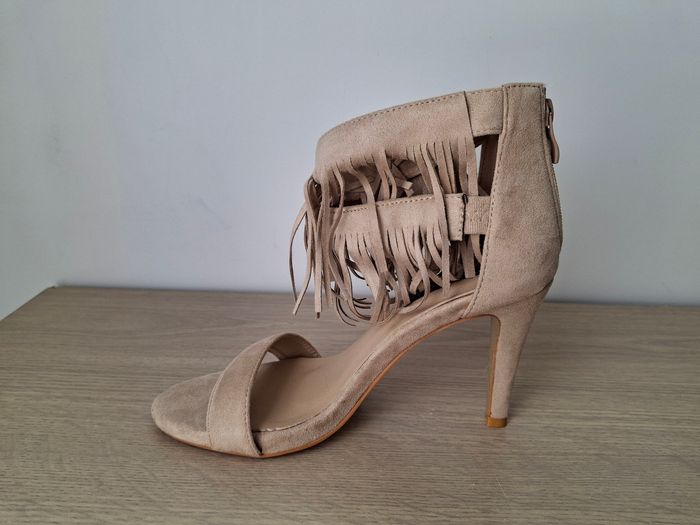 Talons à franges 38 - photo numéro 9