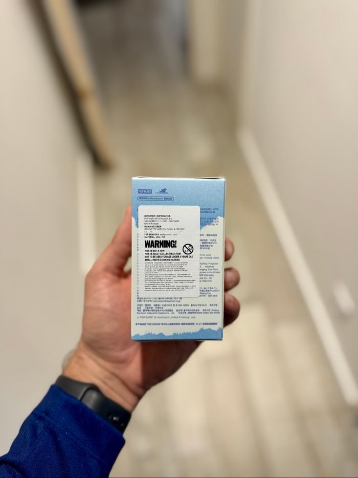 [NEUF] Popmart Labubu the monster pin for love séries - photo numéro 7