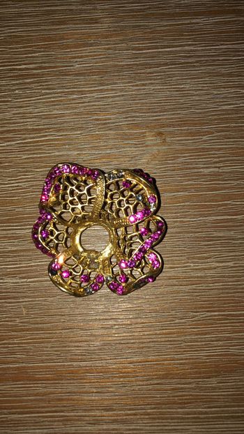 Broche