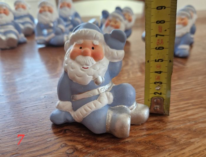 Lot de 11 Pères Noël en céramique, Neufs avec étiquettes - photo numéro 8
