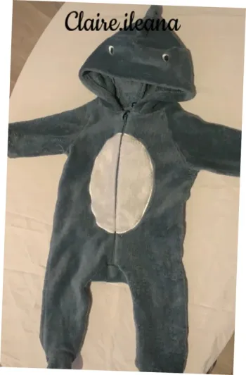 🛑 pyjama / déguisement dinosaure 6 mois 🛑