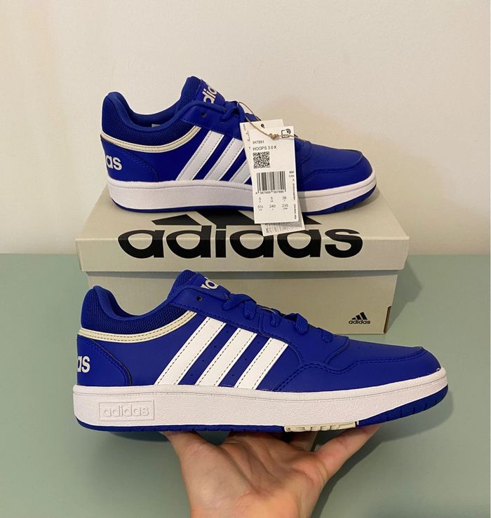 Baskets Adidas Hoops 3.0 neuves - photo numéro 2