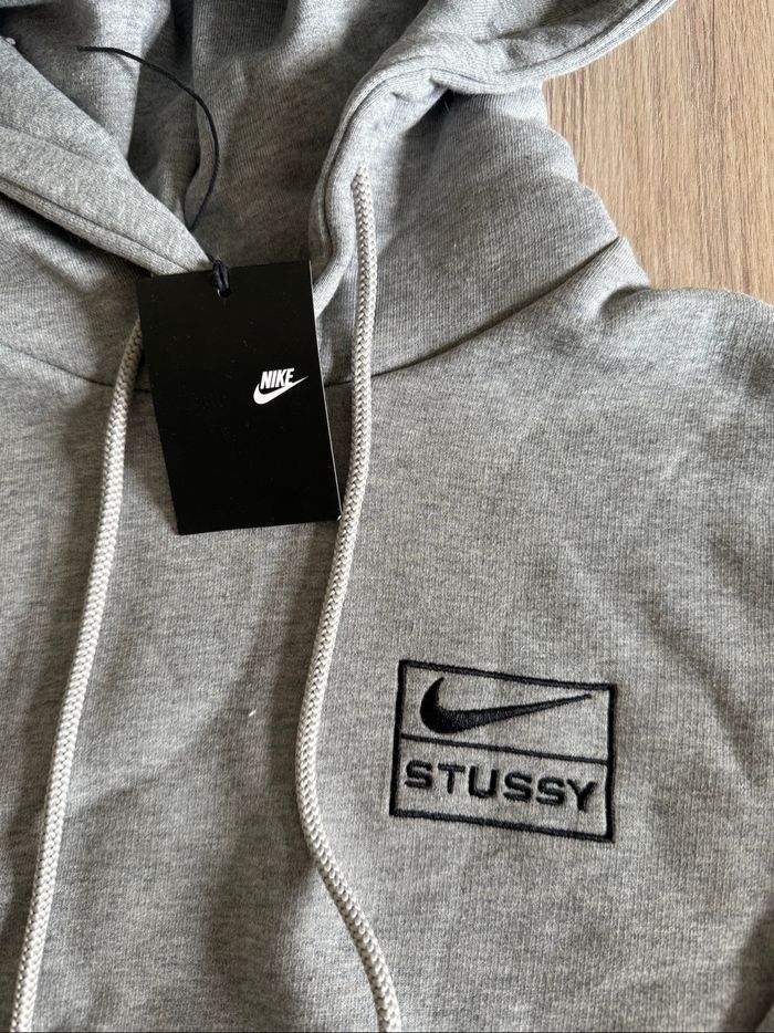 Pull à capuche Stussy X Nike - photo numéro 2