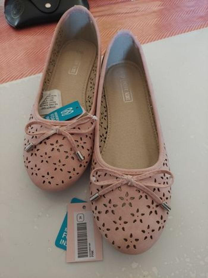 Ballerines neuves pointure 39