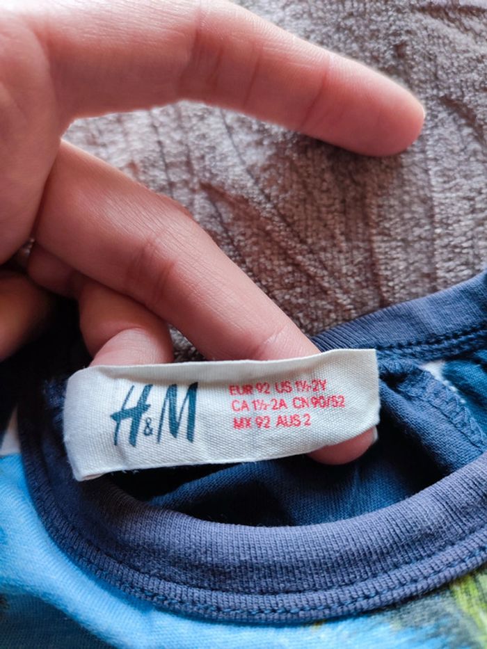 Lot de 4 t-shirt manches courtes 2 ans - photo numéro 4