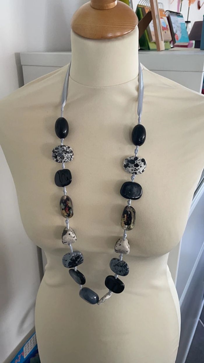 Joli collier sautoir