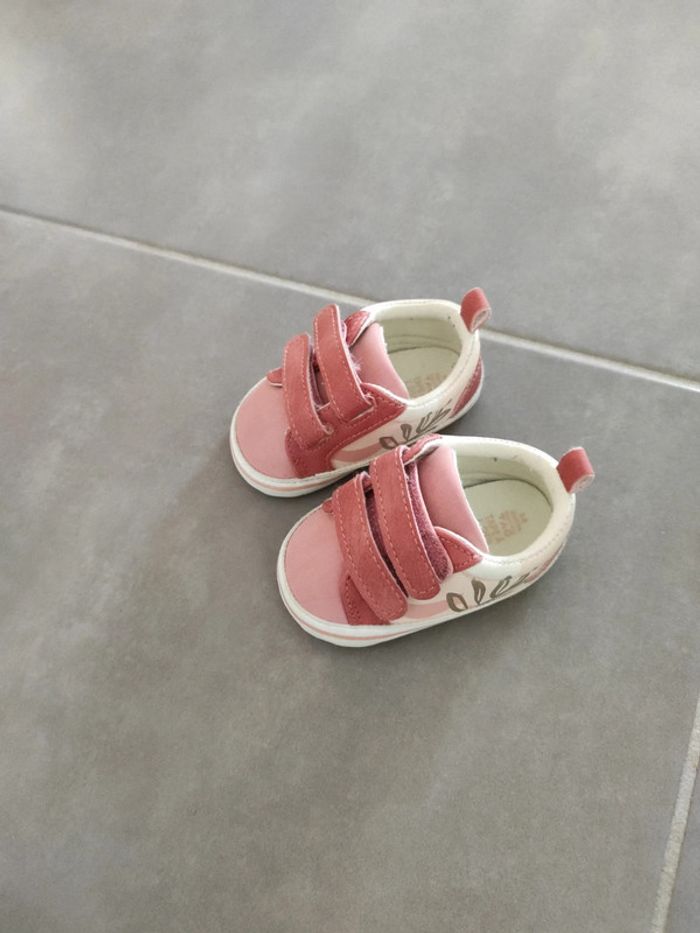 Chaussures bébé 3-6 mois