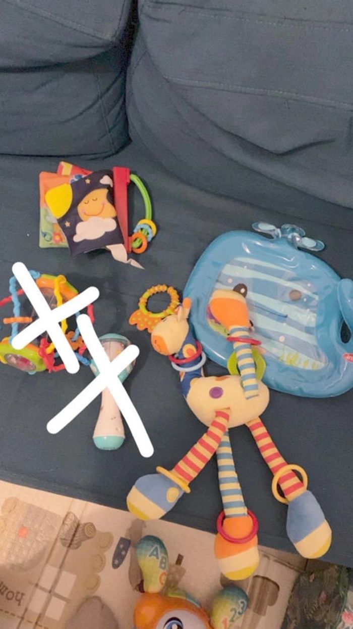 Lot jeux d’éveils