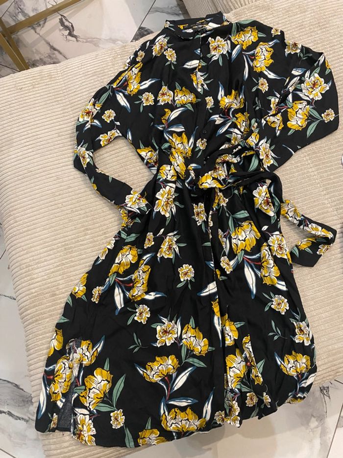 Robe Zara 38 - photo numéro 2