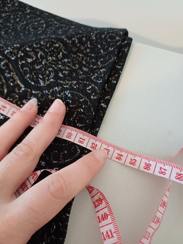 Robe noire courte à motifs Vintage Love taille S 36 - photo numéro 9