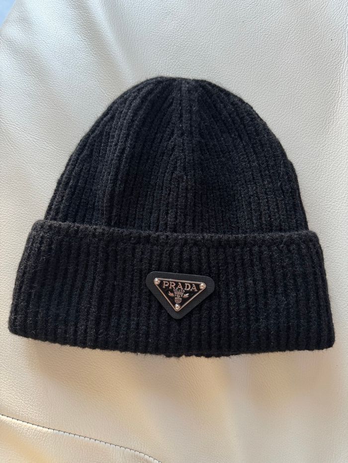 Bonnet prada