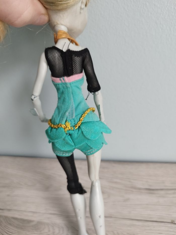 Poupée Monster high Lagoona Blue - photo numéro 9