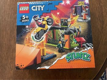 Boîte lego City 60293 Neuve
