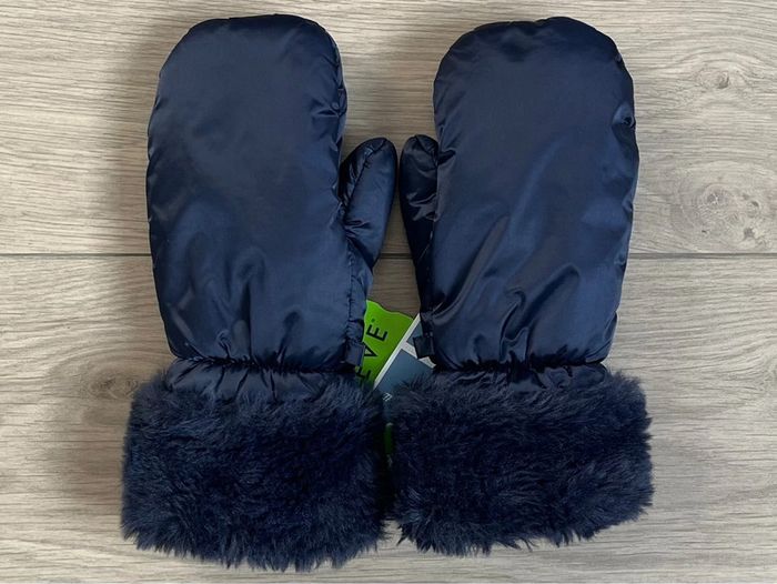 Moufles imperméables T-2 en fausse fourrure avec doublure en micro polaire Jacadi T-8/12 ans