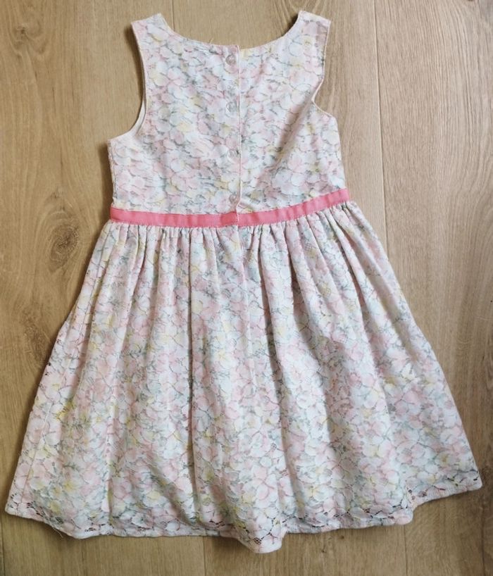 Robe dentelle doublée sans manches fille multicolore pastel taille 4/5 ans Primark - photo numéro 2