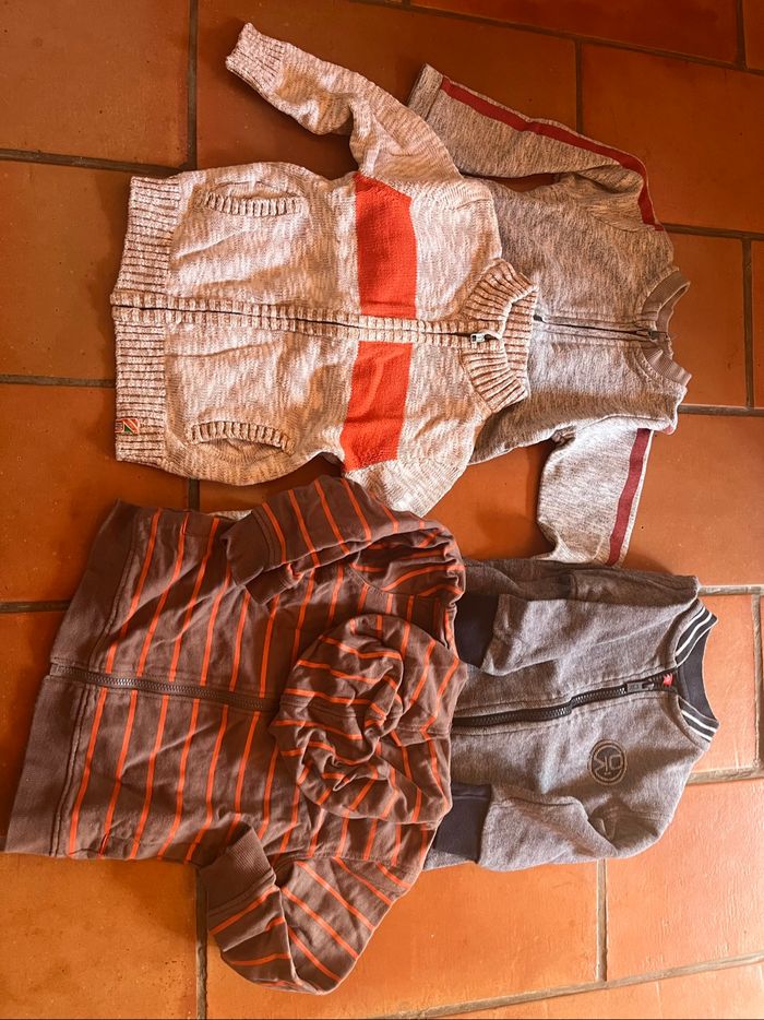 Lot vêtements garçon 2 ans - photo numéro 9