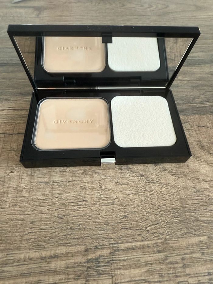 Givenchy fond de teint poudre matité absolue - photo numéro 2