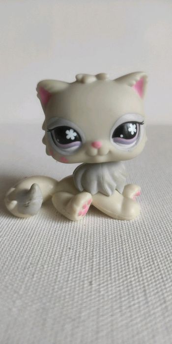 My littlest petshop chat persan 609 / 722